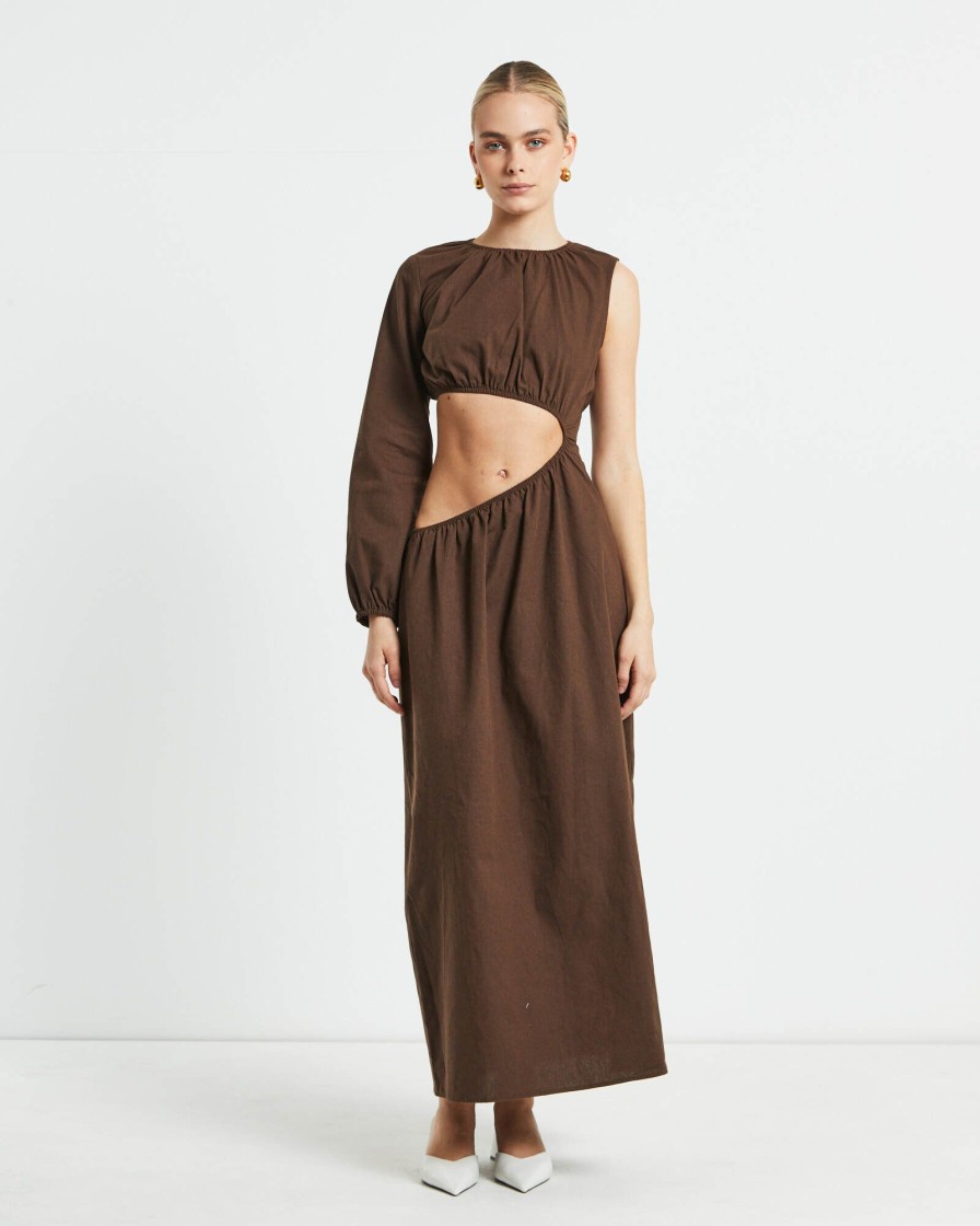 New SUBTITLED Isobel One Shoulder Cut Out Midi Dress In Chocolate