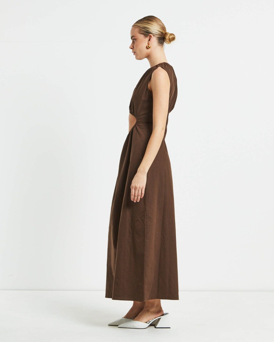 New SUBTITLED Isobel One Shoulder Cut Out Midi Dress In Chocolate