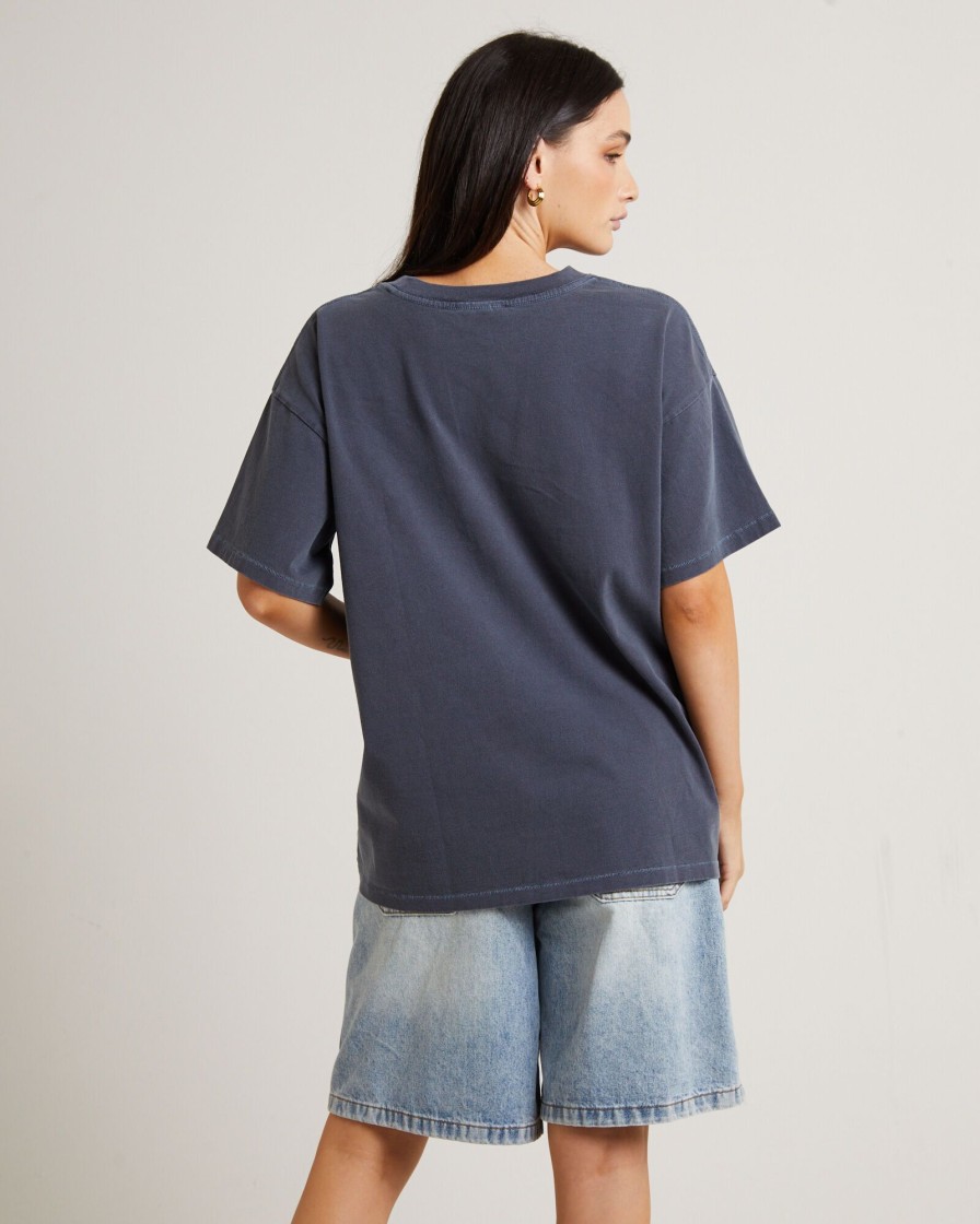 Wholesale NEON HART Goth Heart Oversized Tee In Vintage Charcoal