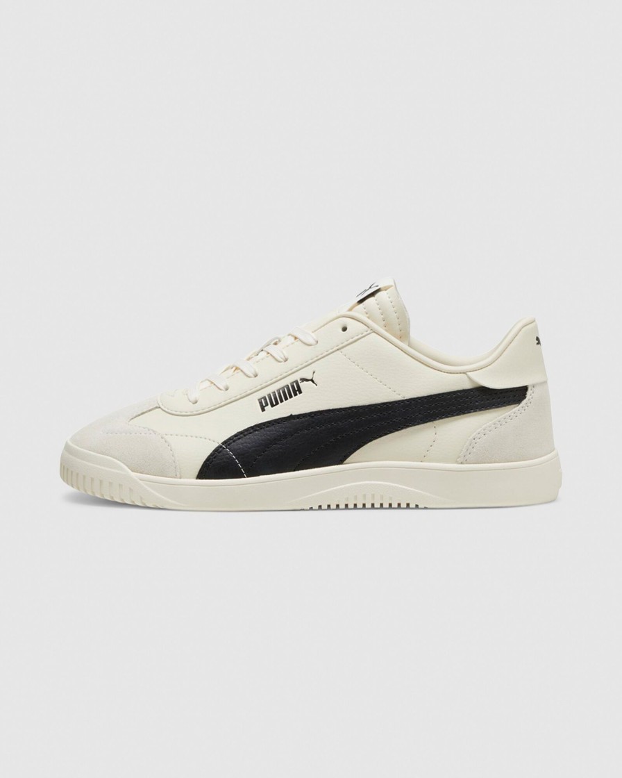 New PUMA Puma Club 5V5 Sd Vapor Sneakers In Ivory/Black