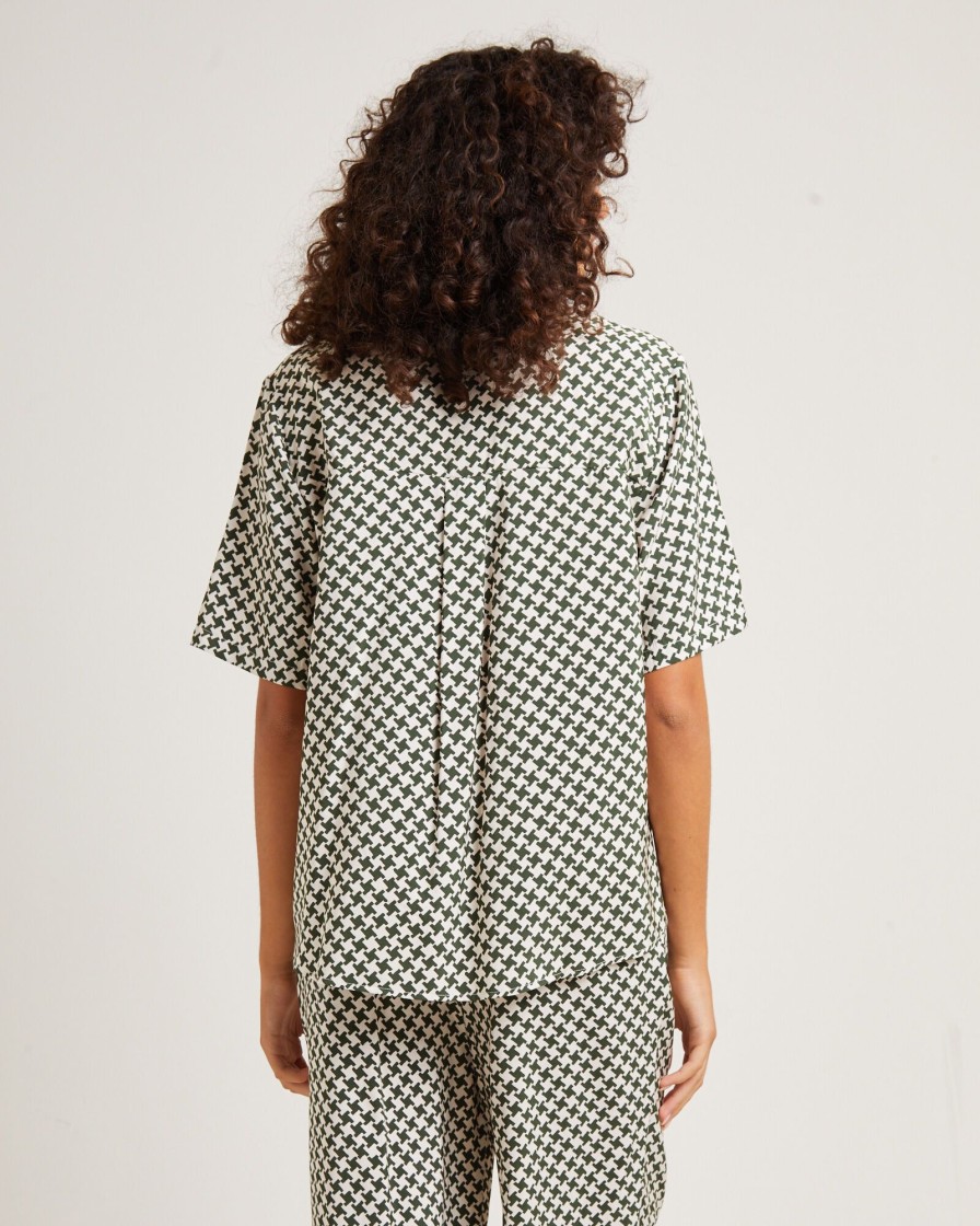 New SUBTITLED Minnie Crepe Shirt Olive