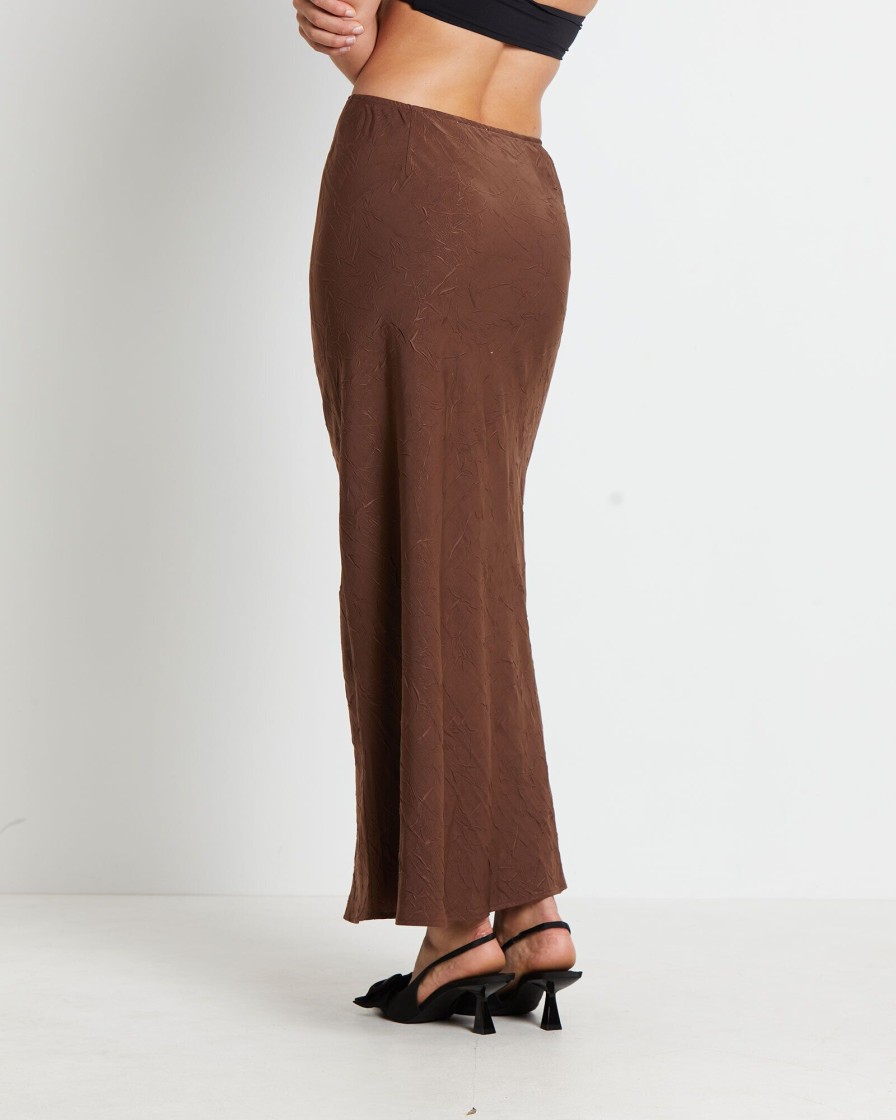 Clearance STUDIO Allegra Crinkle Satin Maxi Skirt In Chocolate Brown