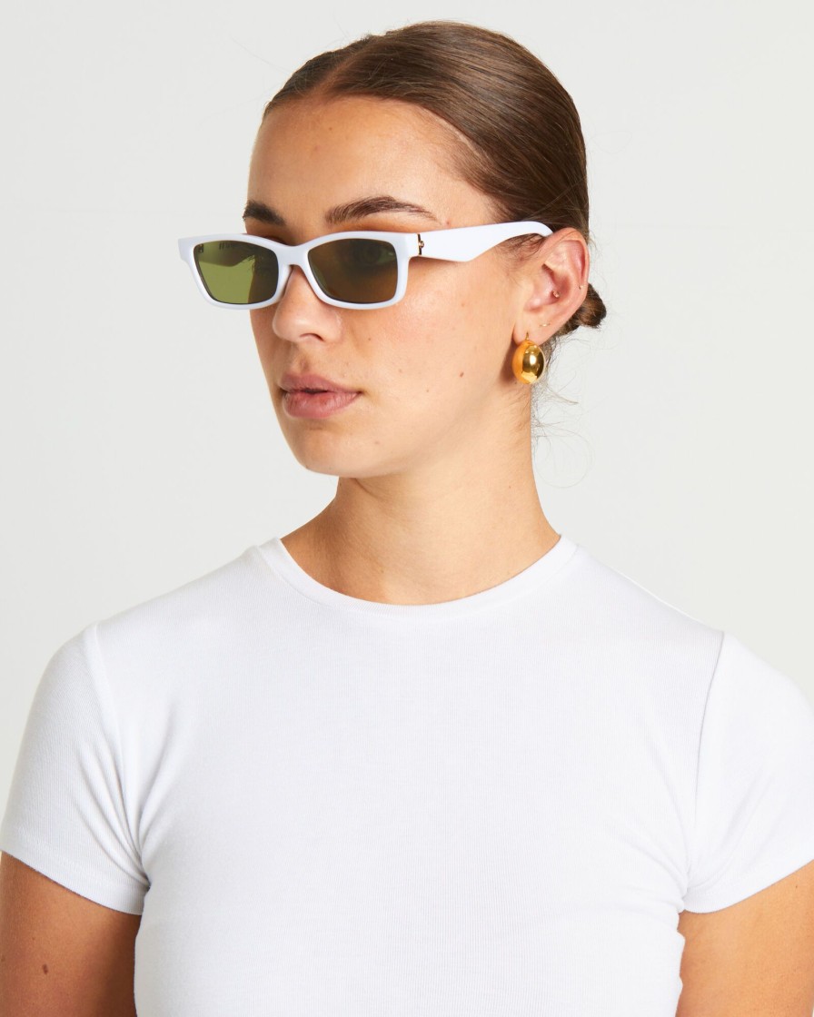 Best LE SPECS Le Sustain Plateaux Sunglasses In White/Moss Mono