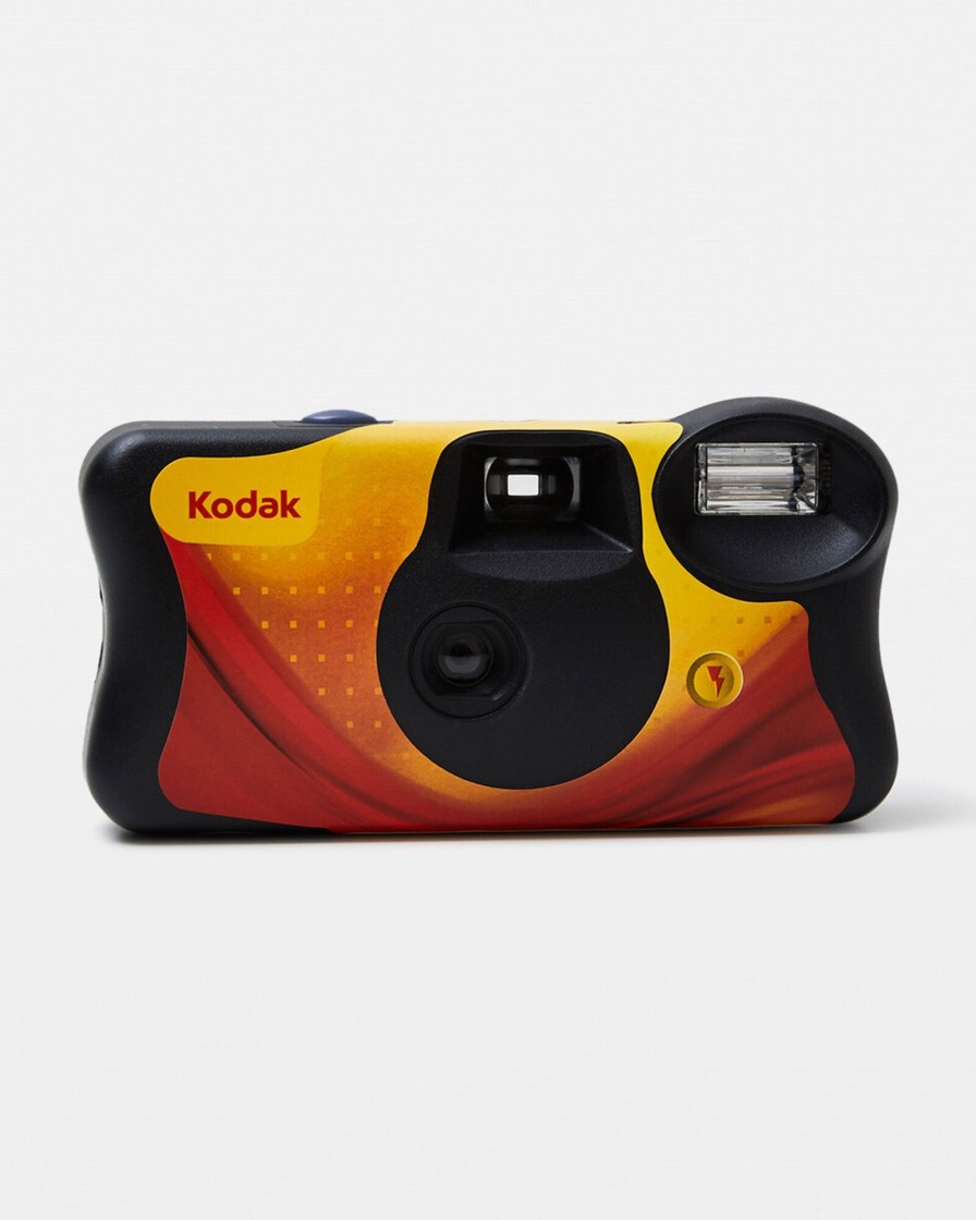 New KODAK Flash Single Use Camera 27 Exposure Film